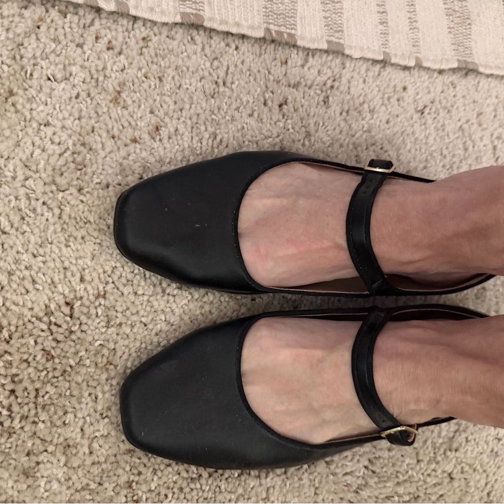 Time and Tru Black Mary Jane Square Toe Flats